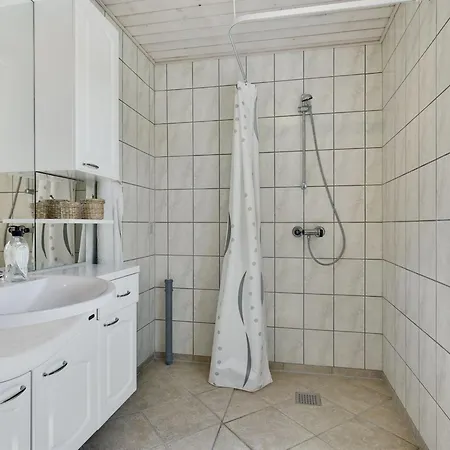 Prázdninový dům Rise - 250m From The Sea By Interhome Bøjden