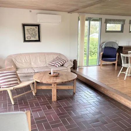 Holiday home Rise - 250m From The Sea By Interhome *