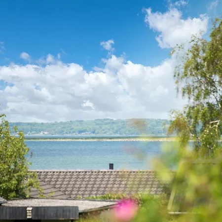 Holiday home Rise - 250m From The Sea By Interhome