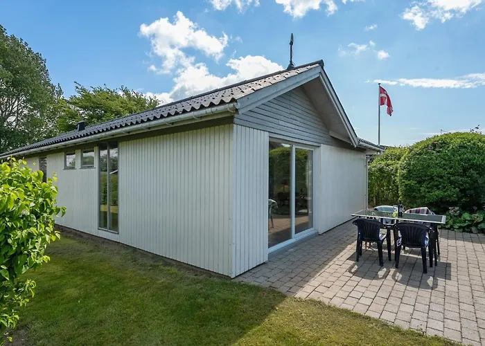 Rise - 250m From The Sea By Interhome Сasa de vacaciones