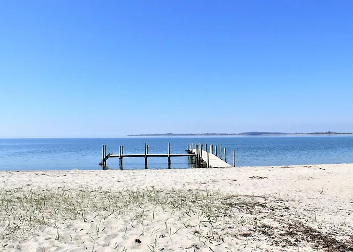 Rise - 250m From The Sea By Interhome *